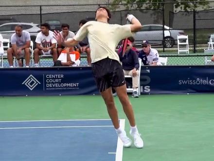 年轻天才的 年轻天才的